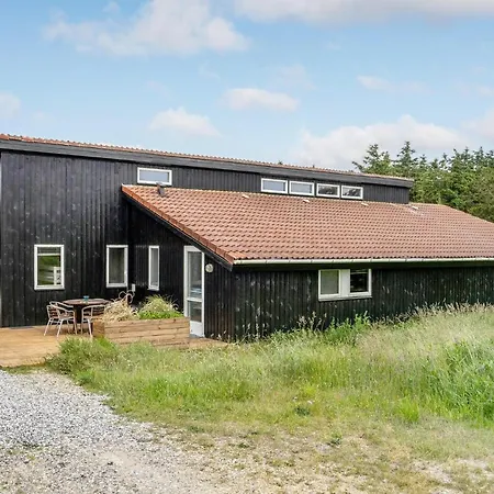 Nice Home In Ringkobing With Sauna * Ringkøbing