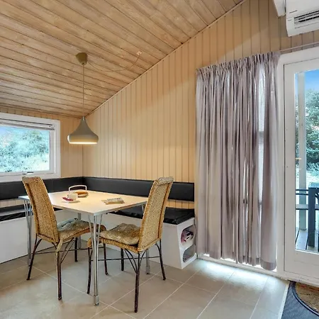 Nice Home In Ringkobing With Sauna *