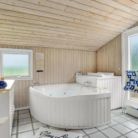 Holiday home Beautiful In Ringkobing With Kitchen